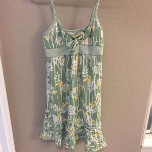 ABERCROMBIE & FITCH Green x Floral Dress - SIZE M